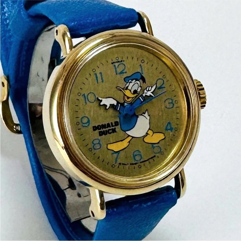 Donald Duck Blue and Gold Smartwatch BRADLEY WindUp watch . Vintage